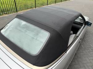 Bild 23/50 von Mercedes-Benz E 320 (1995)