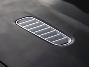 Bild 26/79 von Aston Martin DB 9 GT Volante (2017)