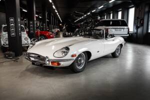 Bild 1/53 von Jaguar E-Type (1970)