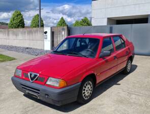 Bild 1/31 von Alfa Romeo 33 - 1.3 S (1989)