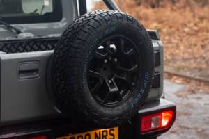 Immagine 18/31 di Suzuki Jimny (2019)