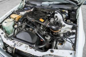 Image 26/50 of Mercedes-Benz 200 (1986)