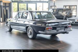 Image 3/15 de Mercedes-Benz 300 SEL 6.3 (1972)