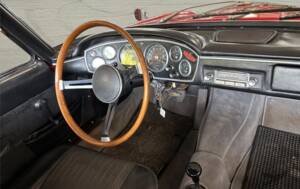 Bild 3/6 von BMW 1600 GT (1975)