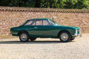 Bild 50/50 von Alfa Romeo Giulia 1300 GT Junior (1972)