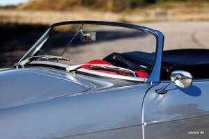 Image 22/48 of Porsche 356 B 1600 Super 90 (1960)