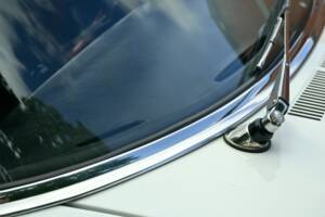Image 14/66 of Alfa Romeo 1750 Spider Veloce (1968)