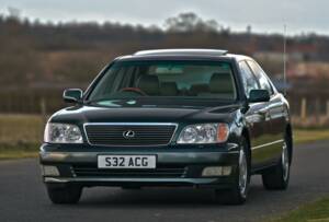 Afbeelding 2/50 van Lexus LS 400 (1998)