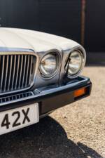 Imagen 9/50 de Jaguar XJ 6 4.2 (1982)