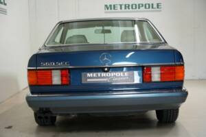 Image 14/41 of Mercedes-Benz 560 SEC (1990)