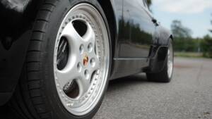 Bild 8/53 von Porsche 911 Turbo 3.3 (1991)