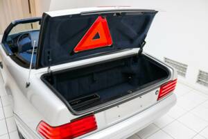 Bild 59/84 von Mercedes-Benz SL 320 (1996)