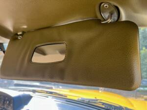 Image 119/139 of Mercedes-Benz 240 D (1978)