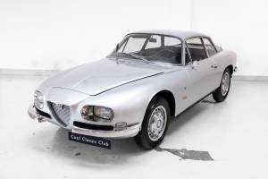 Image 35/36 of Alfa Romeo 2600 Sprint Zagato (1967)