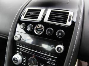 Bild 42/50 von Aston Martin DBS (2010)