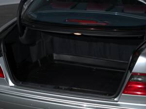 Afbeelding 18/34 van Mercedes-Benz E 430 4MATIC (2001)