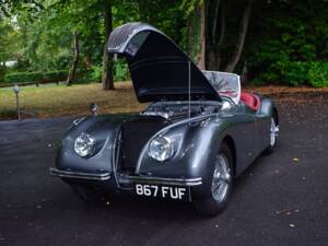 Image 32/33 of Jaguar XK 120 OTS (1951)