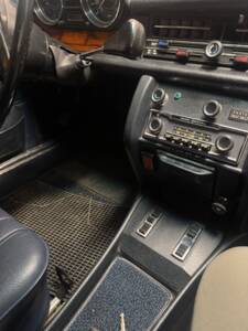 Image 11/32 of Mercedes-Benz 250 C (1972)
