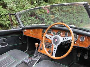 Imagen 8/20 de MG MGC (1968)