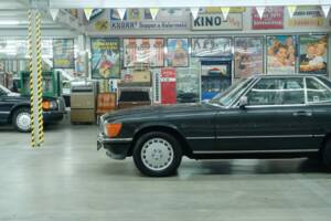 Image 5/50 de Mercedes-Benz 560 SL (1988)