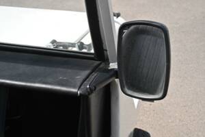 Immagine 17/50 di Mini Moke (1973)
