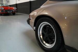Immagine 37/50 di Porsche 911 SC 3.0 (1982)