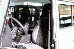 Image 13/24 of Land Rover Defender 110 (2013)