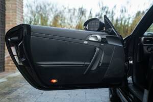 Image 39/50 of Porsche 911 Carrera GTS (2011)