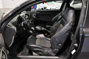 Image 17/27 of Alfa Romeo 147 3.2 GTA (2002)