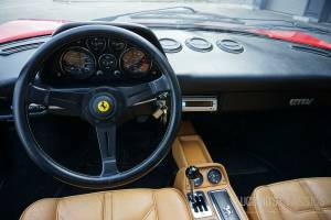 Image 30/44 de Ferrari 308 GTBi (1981)
