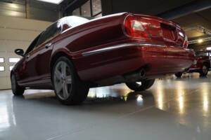 Bild 38/50 von Jaguar XJR Super V8 (2007)