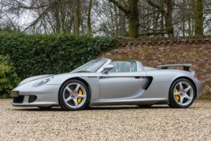 Image 40/50 de Porsche Carrera GT (2005)
