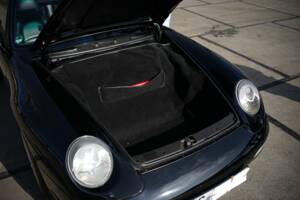 Immagine 54/134 di Porsche 911 Carrera (1995)