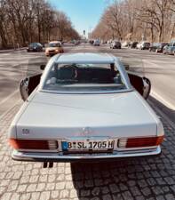 Image 9/22 of Mercedes-Benz 280 SL (1982)