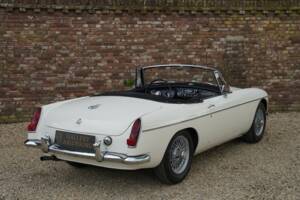 Bild 2/50 von MG MGB (1966)