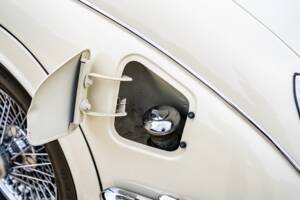 Bild 33/51 von Jaguar 240 (1968)