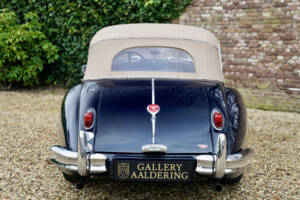 Image 28/50 de Jaguar XK 140 DHC (1957)