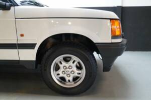 Bild 22/50 von Land Rover Range Rover 4.0 SE (1997)