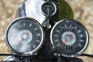 Image 3/45 of Triumph Bonneville T120TT (1967)