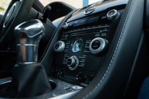 Image 55/83 de Aston Martin V12 Vantage (2009)