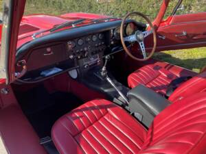 Afbeelding 8/12 van Jaguar E-Type (2+2) (1966)
