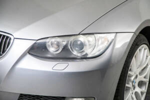 Afbeelding 22/50 van BMW 325i (2007)