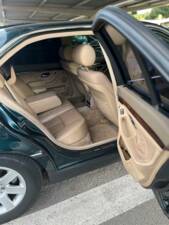 Bild 8/9 von BMW 740i (1995)
