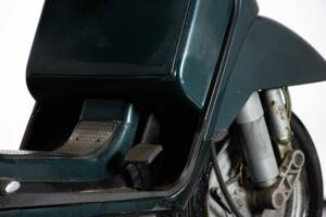 Bild 35/50 von Piaggio Vespa Cosa 150 (1990)