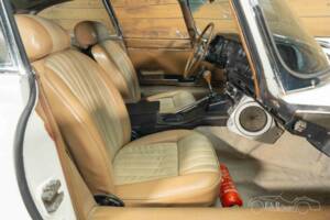 Immagine 8/19 di Jaguar E-Type (1969)