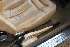 Image 40/50 of Ferrari Mondial 8 (1981)