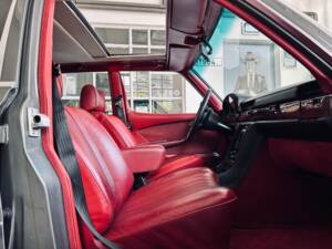 Imagen 10/22 de Mercedes-Benz 450 SEL (1975)
