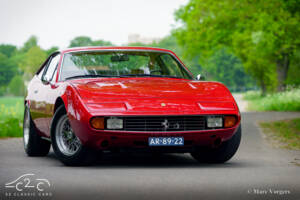 Image 34/80 de Ferrari 365 GTC&#x2F;4 (1972)