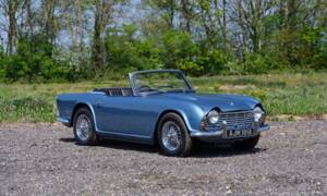Image 1/50 of Triumph TR 4 (1963)