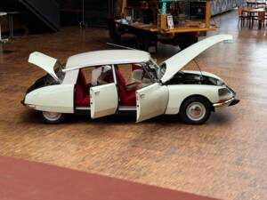 Imagen 42/42 de Citroën ID 19 (1968)